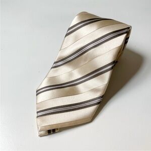 Donald Trump Signature Collection 100% Silk Tie